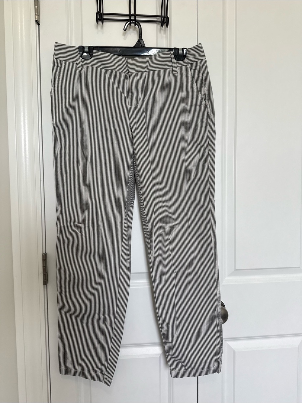 Caslon Women’s Black & White Pinstripe Chinos